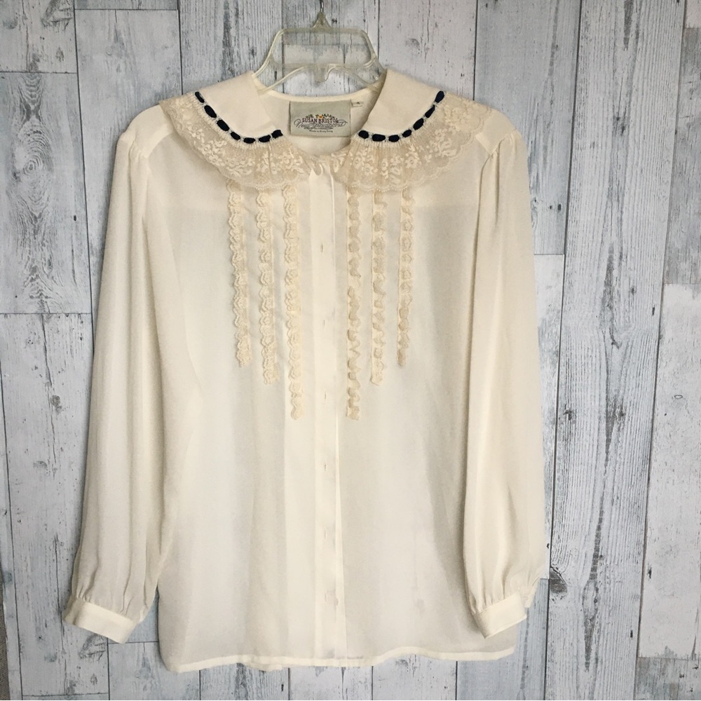 $1 Vintage Elegant cream blouse with delicate lace (4)